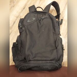 Oakley 92983ODM 32L Method 1080 Backpack Black